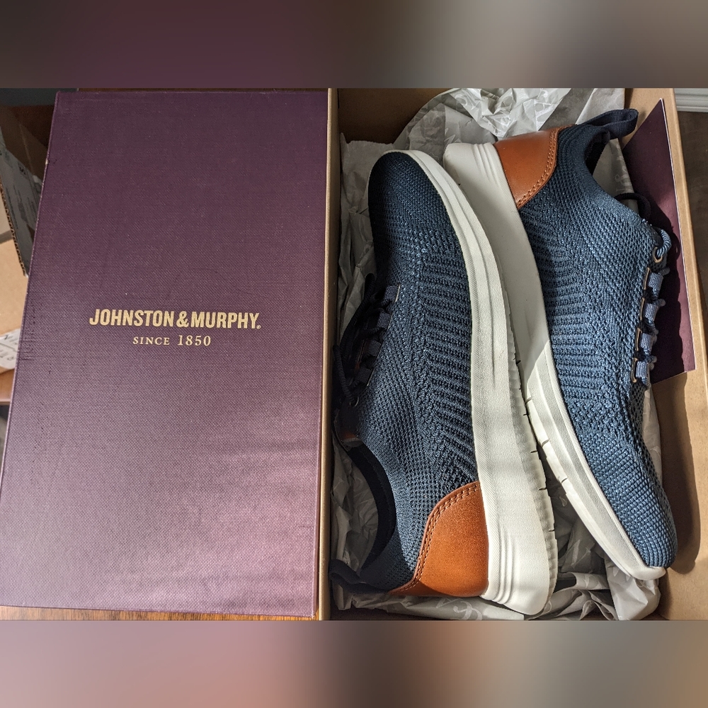 NWOT Johnston & Murphy Men's 8.5